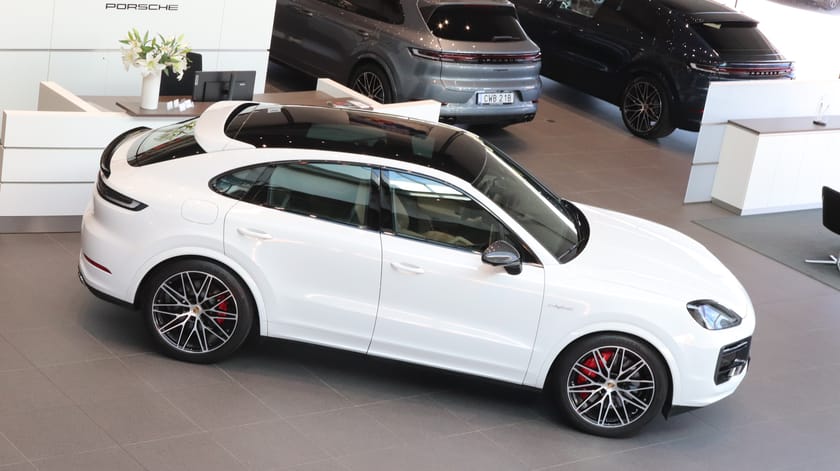 Bild 5 av Porsche Cayenne Turbo E-Hybrid Coupé