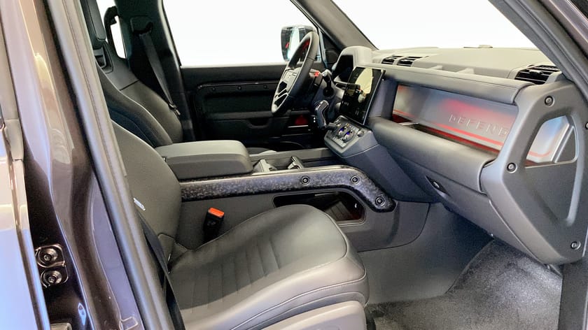 Bild 3 av Land Rover Defender Octa