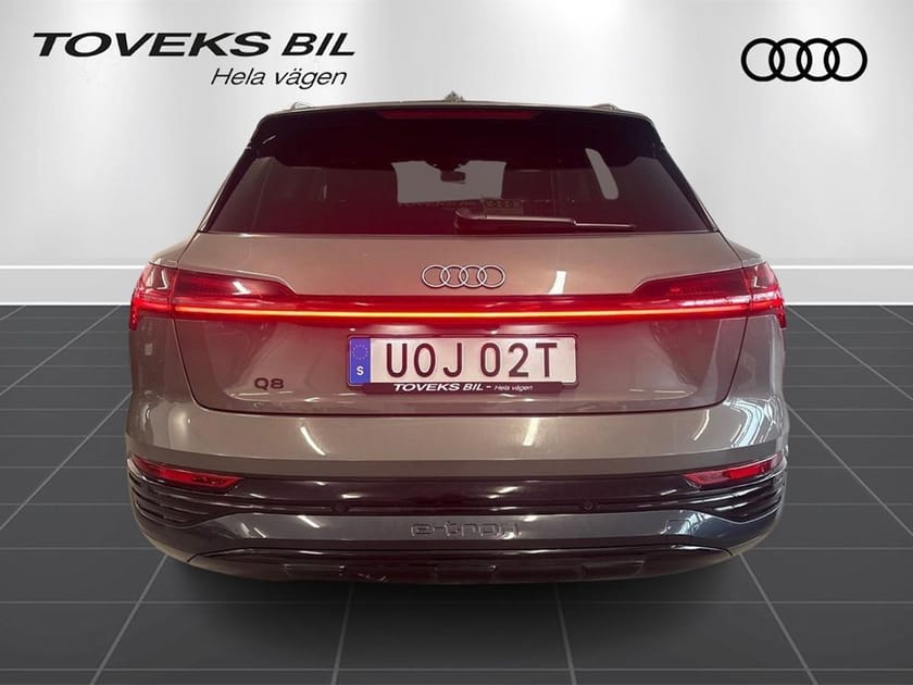 Bild 3 av Audi Q8 55 e-tron quattro