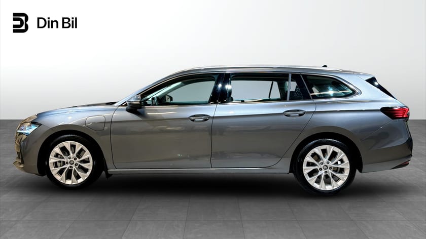 Bild 2 av Škoda Superb iV Kombi