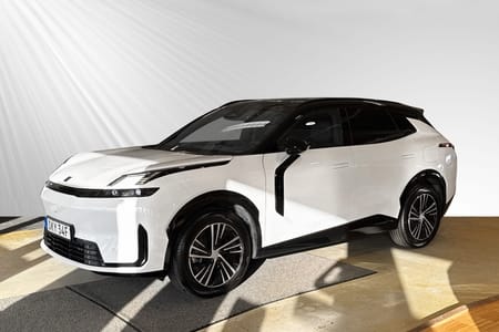 Lynk & Co 08 PHEV