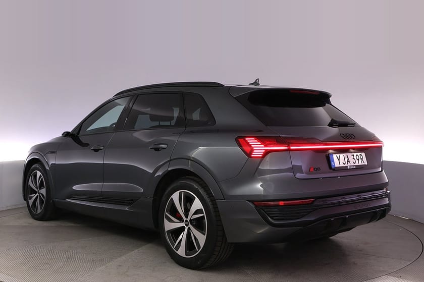 Bild 4 av Audi Q8 55 e-tron quattro