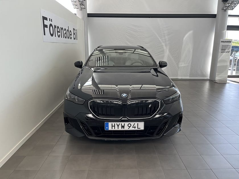 Bild 2 av BMW i5 xDrive40 Touring