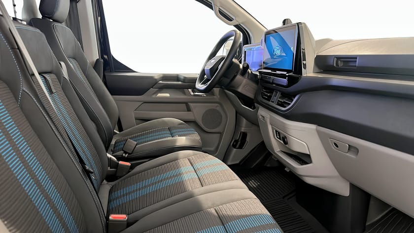 Bild 3 av Ford Transit Custom 82.5 kWh AWD