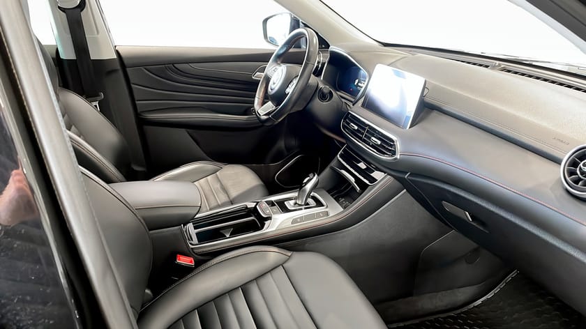 Bild 3 av MG EHS PHEV