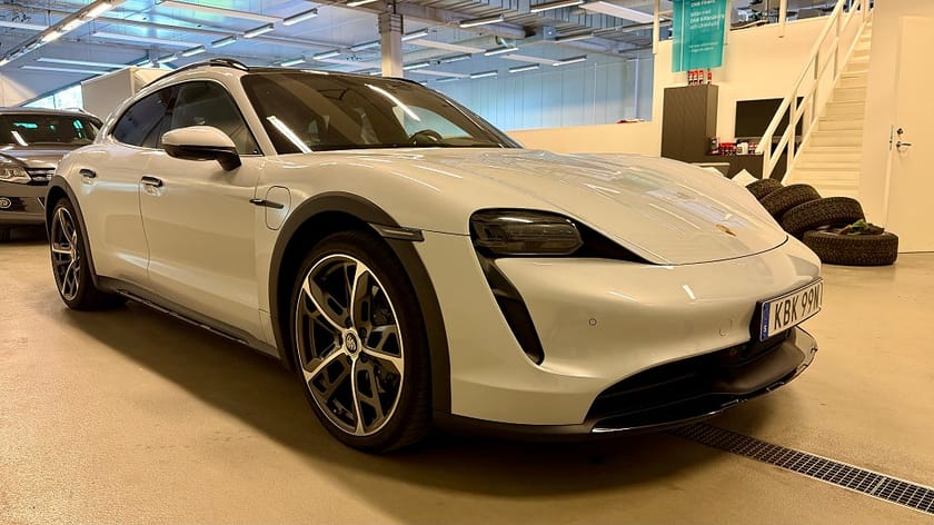 Bild 2 av Porsche Taycan 4 Cross Turismo