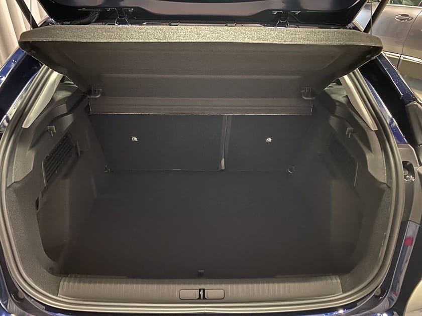 Bild 5 av Citroën C4 Hybrid 145
