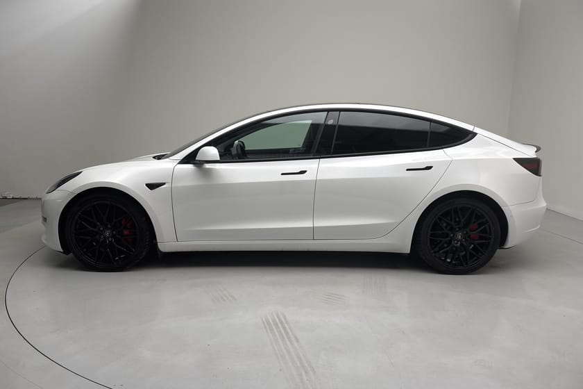 Bild 2 av Tesla Model 3 Performance