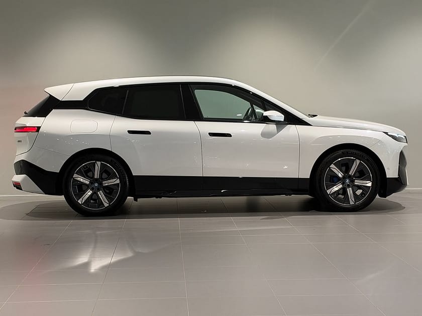 Bild 3 av BMW iX xDrive50