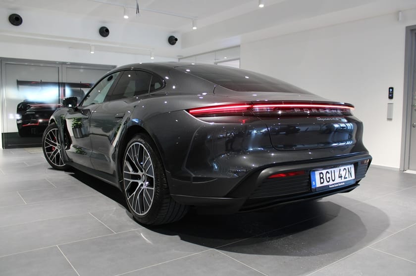 Bild 2 av Porsche Taycan 4S