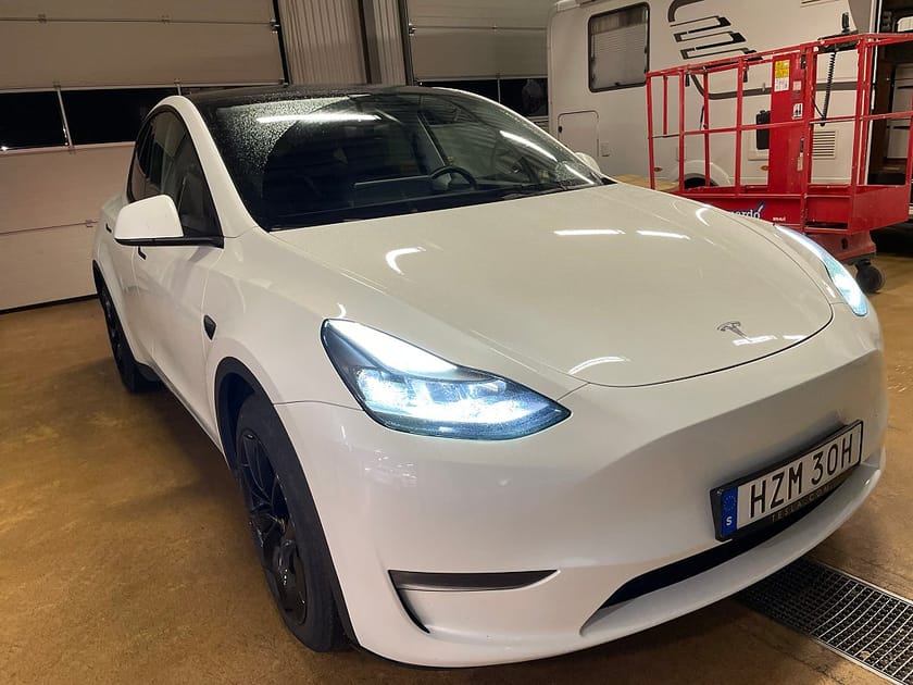 Bild 2 av Tesla Model Y Long Range AWD
