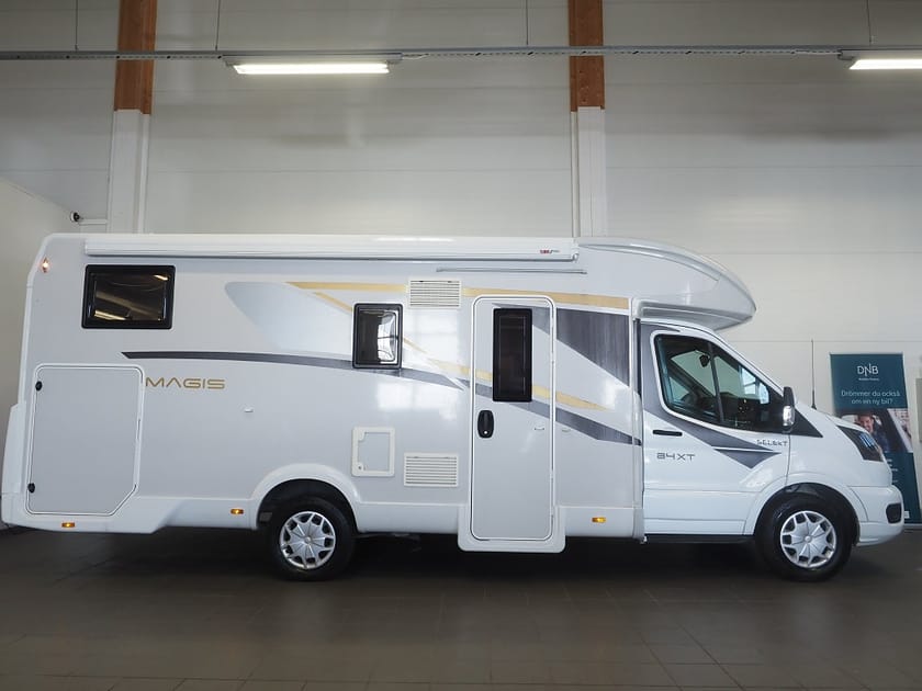 Bild 3 av Caravans International Campervan Ford