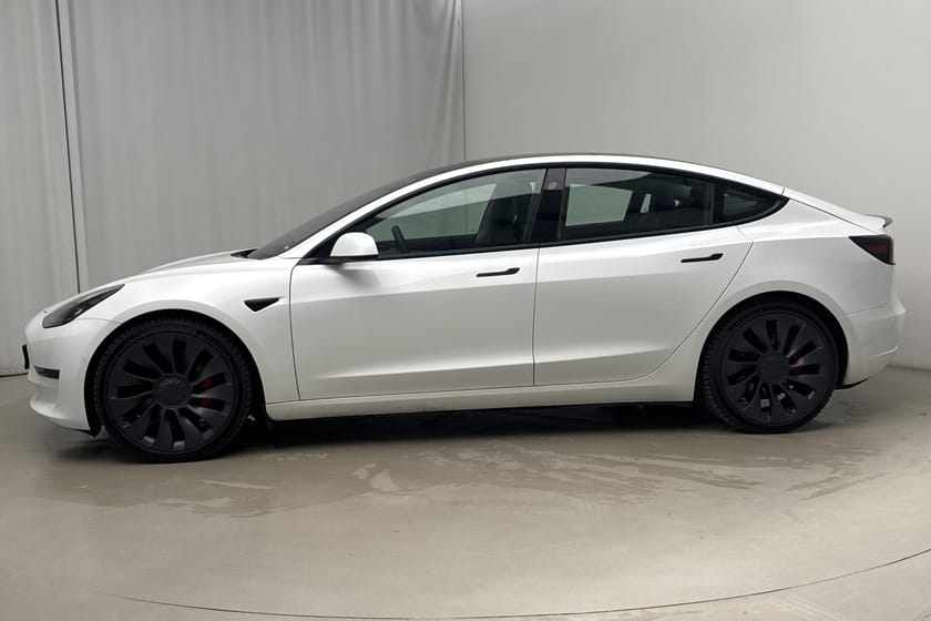 Bild 2 av Tesla Model 3 Performance