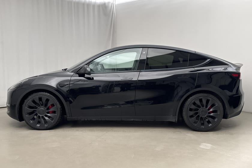 Bild 2 av Tesla Model Y Performance