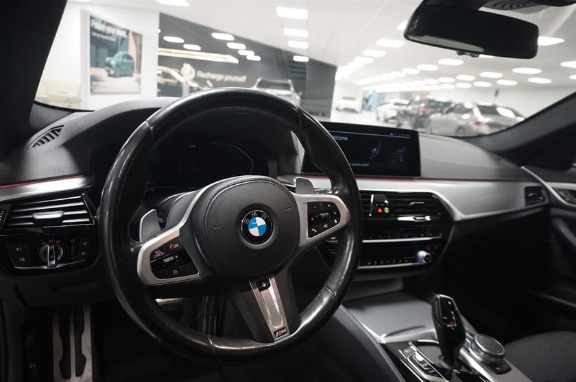 Bild 2 av BMW 520d xDrive Sedan