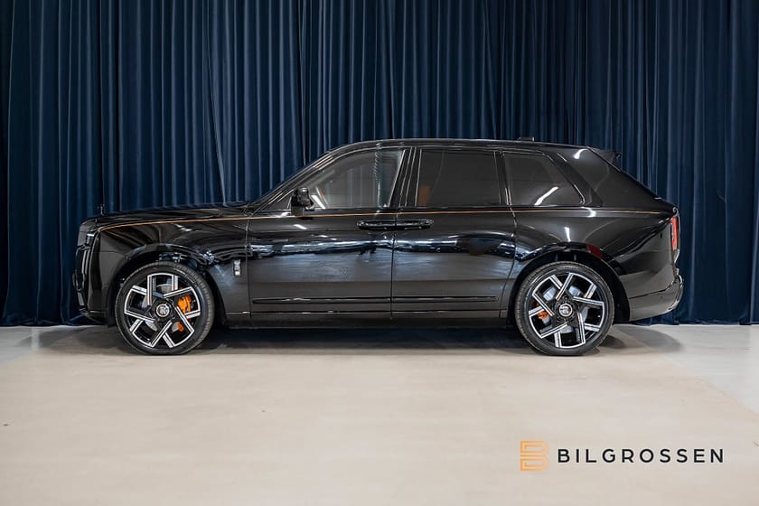 Bild 2 av Rolls-Royce Black Badge Cullinan
