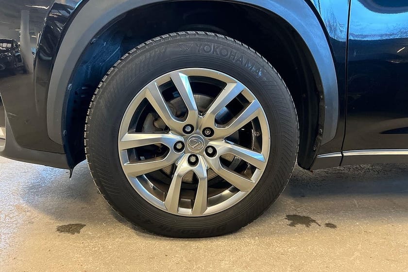 Bild 4 av Lexus NX 300h AWD