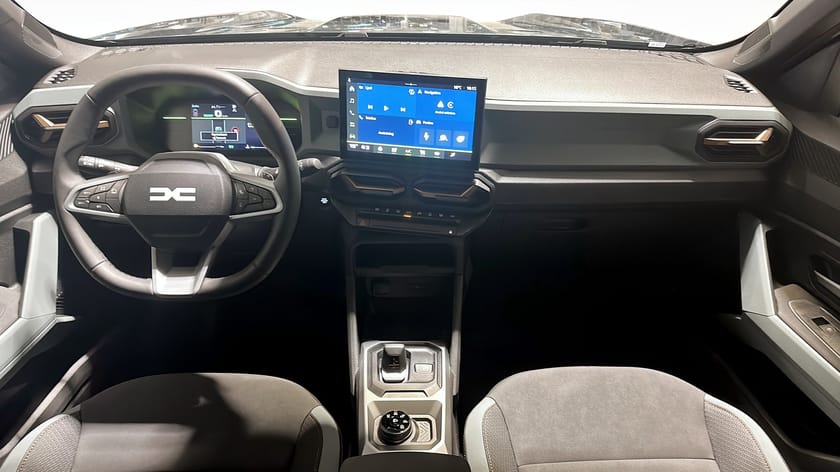 Bild 4 av Dacia Duster hybrid-G 150 4x4