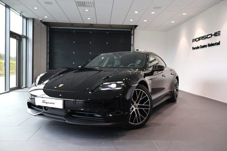 Porsche Taycan 4
