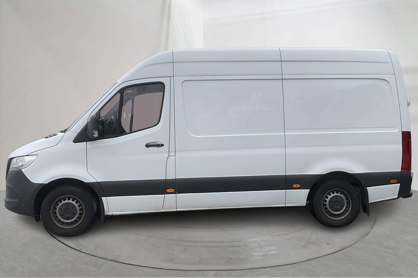 Bild 2 av Mercedes-Benz Sprinter 315 CDI RWD Panel Van