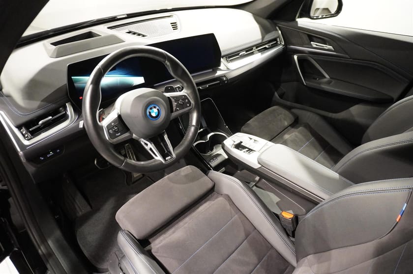 Bild 4 av BMW X1 xDrive25e