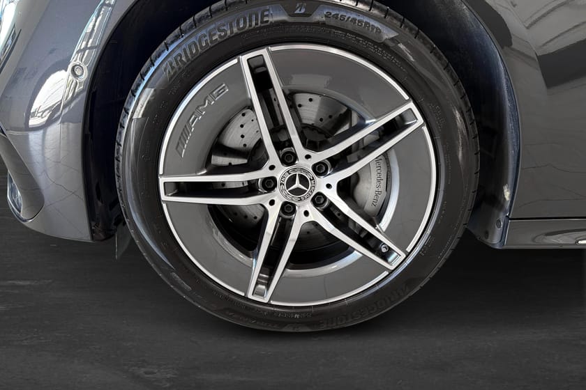 Bild 5 av Mercedes-Benz E 300 de 4MATIC