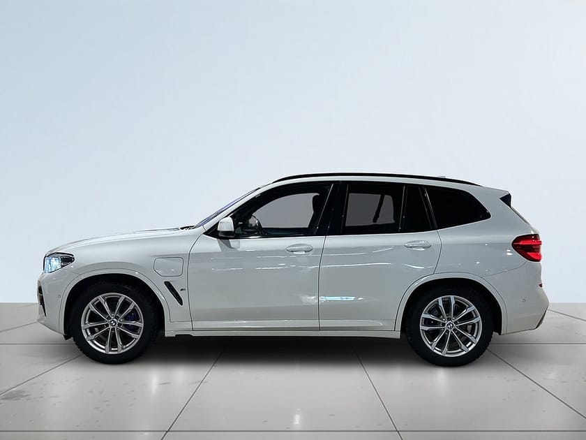 Bild 4 av BMW X3 xDrive30e