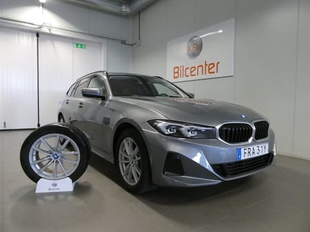 BMW 330e xDrive Touring