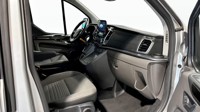 Bild 3 av Ford Tourneo Custom Plug-in Hybrid