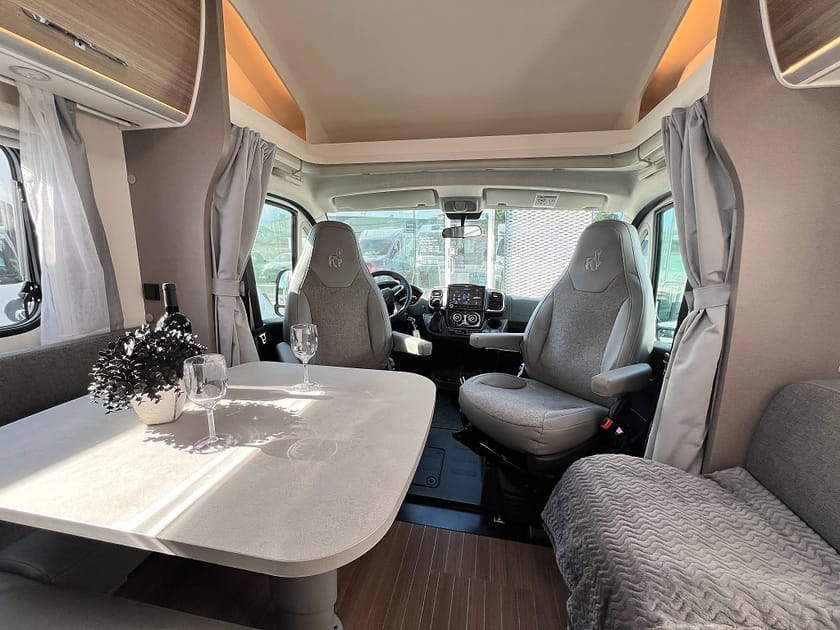 Bild 5 av Fiat Ducato Conversion Chassi Platform