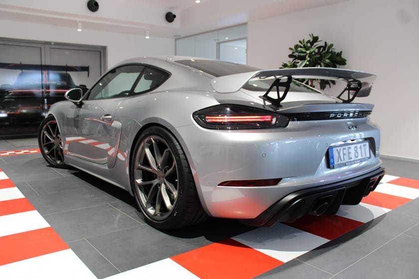 Bild 2 av Porsche 718 Cayman GT4
