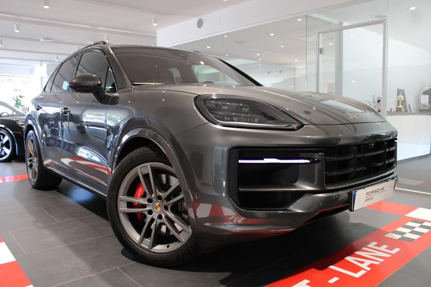 Bild 1 av Porsche Cayenne S E-Hybrid