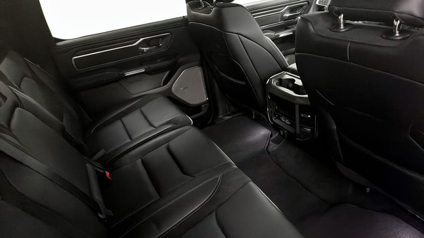 Bild 5 av RAM 1500 Crew Cab