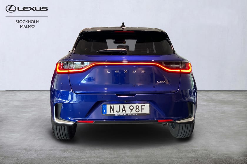 Bild 4 av Lexus LBX