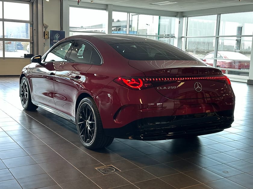 Bild 4 av Mercedes-Benz CLA 250+