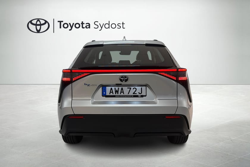 Bild 5 av Toyota bZ4X