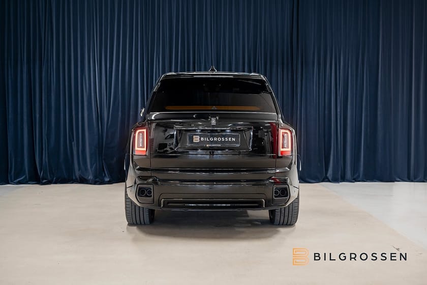 Bild 5 av Rolls-Royce Black Badge Cullinan