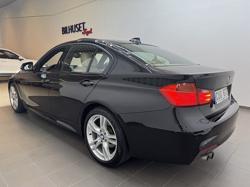 Bild 3 av BMW 328i xDrive Sedan