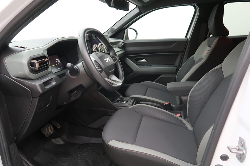 Bild 5 av Dacia Duster HYBRID 140