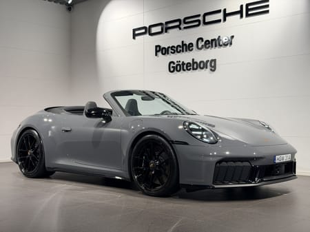 Porsche 911 Carrera 4 GTS Cabriolet