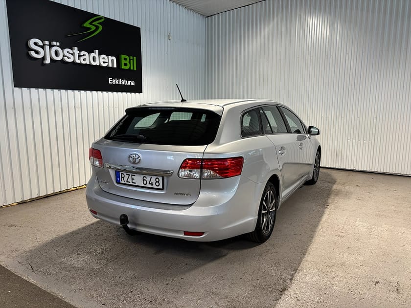 Bild 4 av Toyota Avensis Kombi