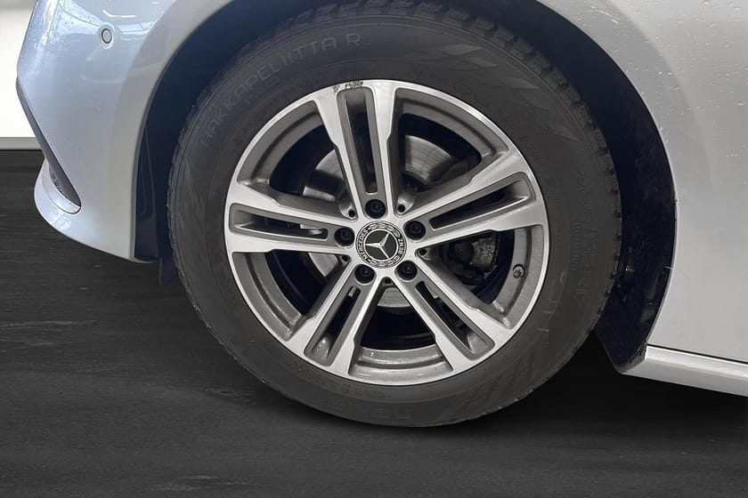 Bild 5 av Mercedes-Benz E 220 d