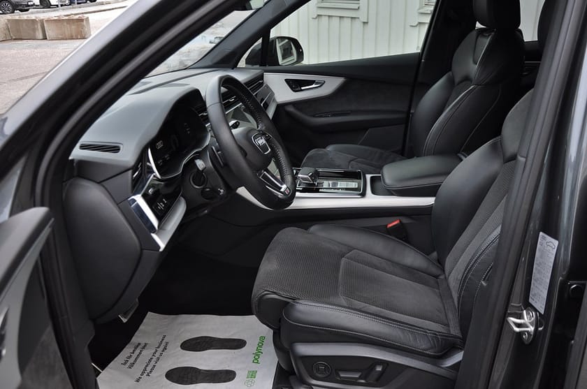 Bild 5 av Audi Q7 50 TDI quattro 7-Seater
