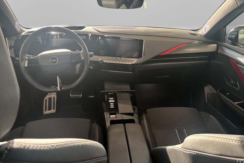 Bild 4 av Opel Astra Plug-In Hybrid 180