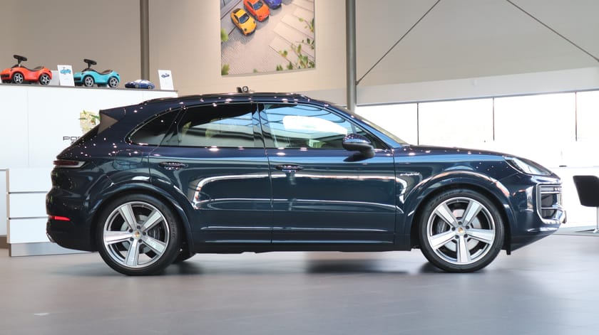 Bild 3 av Porsche Cayenne E-Hybrid