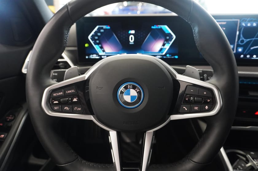 Bild 5 av BMW 330e xDrive Touring