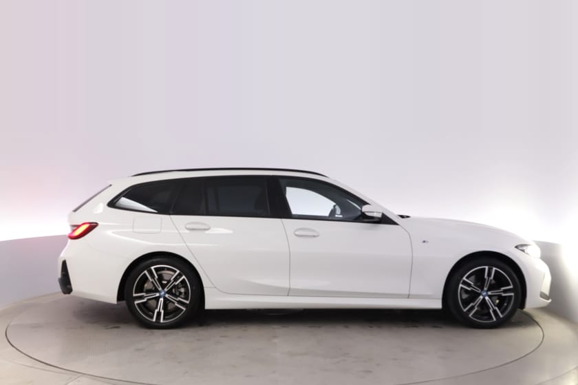 Bild 5 av BMW 330e xDrive Touring