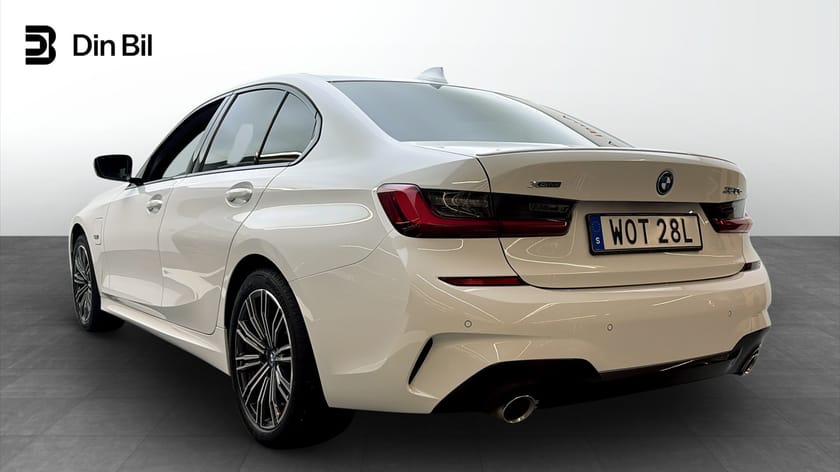 Bild 3 av BMW 330e xDrive Sedan
