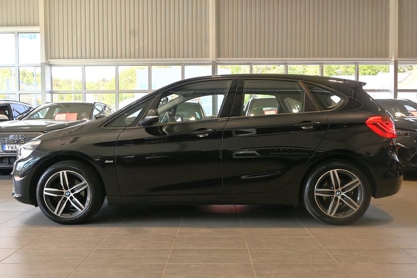 Bild 2 av BMW 218d xDrive Active Tourer