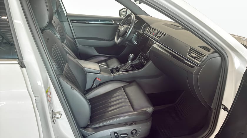 Bild 3 av Škoda Superb Kombi